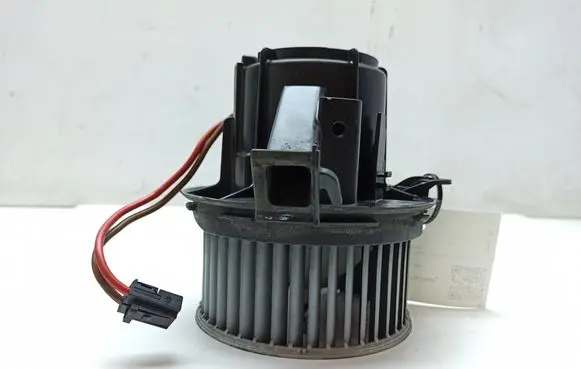 Mercedes-Benz E W212 Heater fan/blower V7825001 9411346 U8615