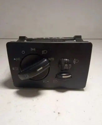 Ford C-MAX I Light switch 4986102 PA6GF30