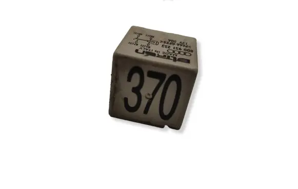Audi A6 S6 C6 4F Other relay 8D0951253