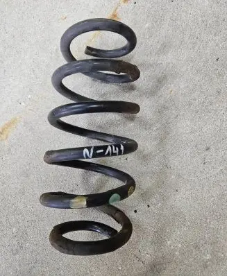 Toyota Avensis T270 Rear coil spring