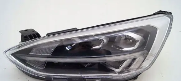 Ford Focus Headlight/headlamp