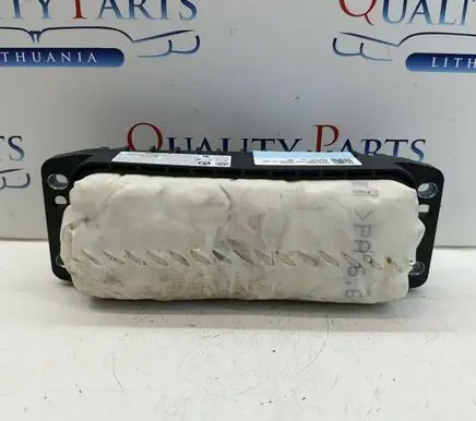 Volkswagen Tiguan Passenger airbag 5K0880204