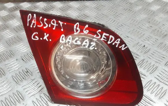 Volkswagen PASSAT B6 Tailgate rear/tail lights 27560124 ZSB3C5945093F