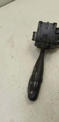 Toyota Yaris Indicator stalk 173681