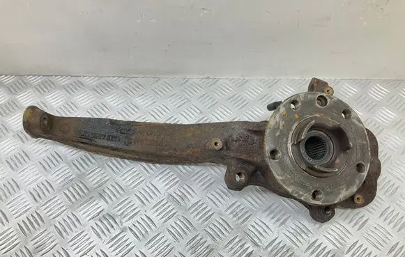 Volkswagen Touareg II Front wheel hub 7P6407245A WHT005651