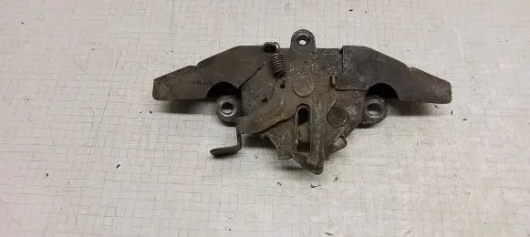 Toyota Corolla E120 E130 Engine bonnet/hood lock/catch