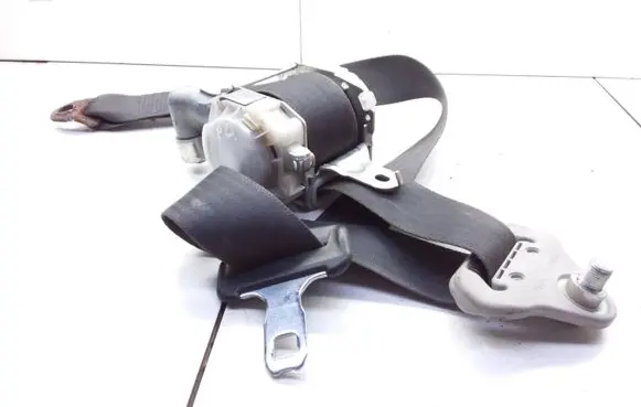 Subaru Forester SH Front seatbelt 0437088 7R3010P