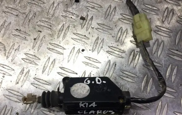 KIA Clarus Central locking motor 