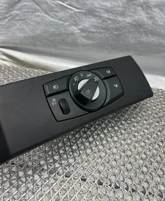BMW 5 E60 E61 Climate control unit 6988564