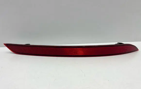 Rear tail light reflector
