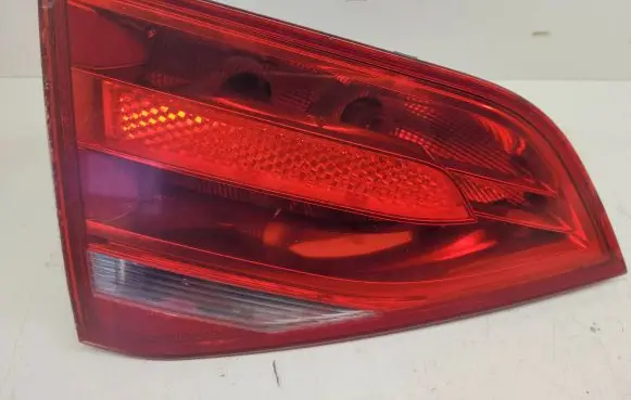Audi A4 S4 B8 8K Tailgate rear/tail lights 8K5945093D