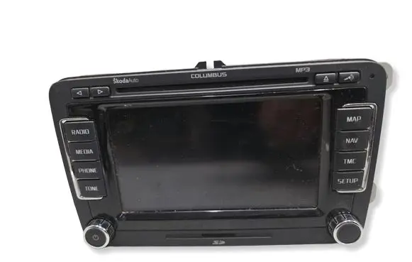 Skoda Superb B6 (3T) Radio/CD/DVD/GPS head unit 3T0035680B A2C32165000 000532850