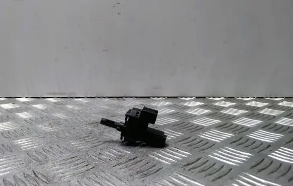 Clutch pedal sensor