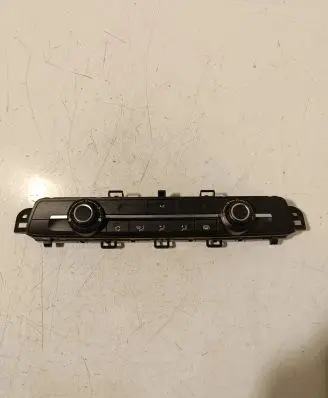 Peugeot Expert Climate control unit 98081722ZD 35250501 20180613