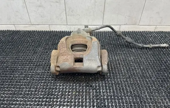 Volvo V60 Front brake caliper