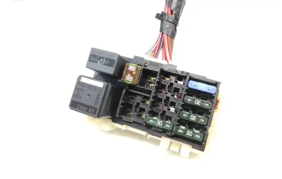 Volvo V70 Fuse module 6G9T14K131AB 6g9t14c507ab 6g9t14b192ba