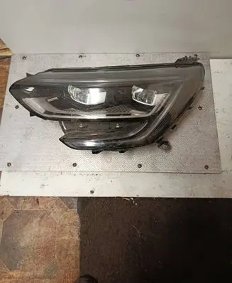 Renault Mégane Renault Sport III (IV Based) Headlight/headlamp 260601197R 90060928