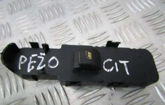 Peugeot 307 Electric window control switch 96351625XT