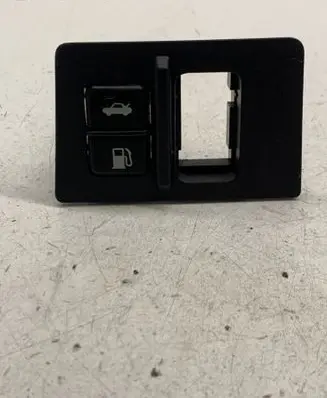 Lexus IS 220D-250-350 Fuel tank opening switch 156726 5544753020