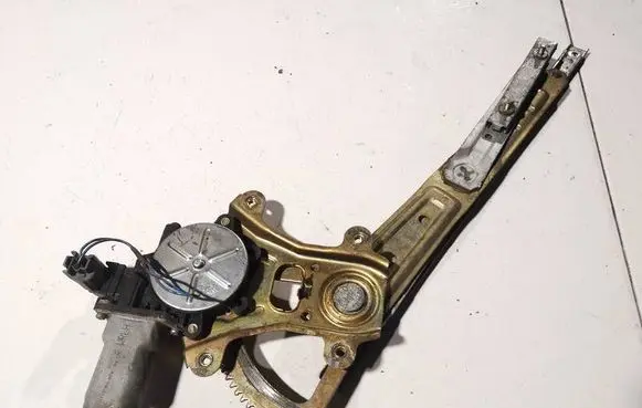 Subaru B9 Tribeca Sliding door window regulator with motor 