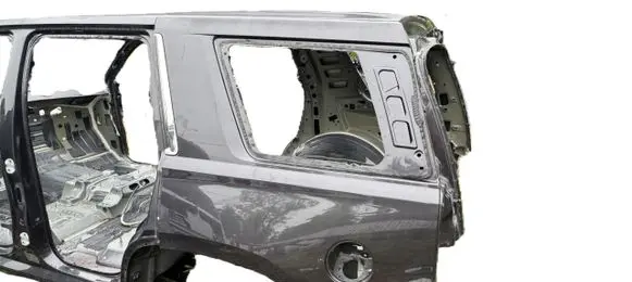 Cadillac Escalade IV Fender WFDW34R3