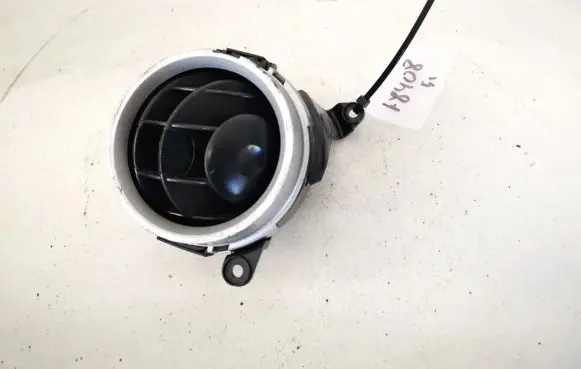 Ford Fiesta Dash center air vent grill