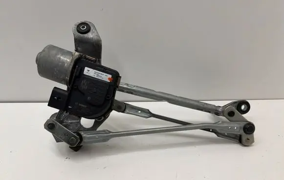 Tesla Model Y Front wiper linkage and motor 150704899B S39702207B