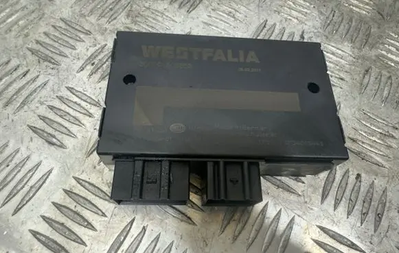 Audi A4 S4 B8 8K Tow bar trailer control unit/module 300001506653