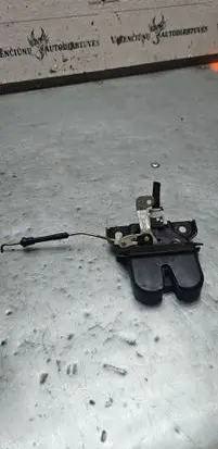 Audi A3 S3 8L Tailgate/trunk/boot lock/catch/latch 8L0827 505E