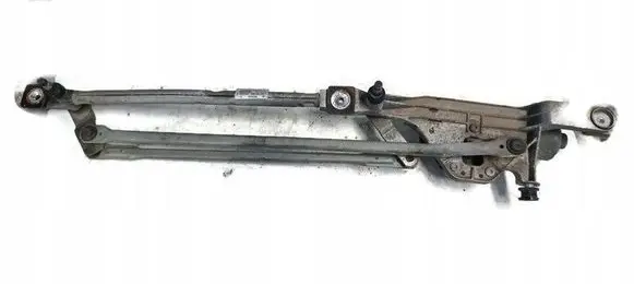 Ford Focus Front wiper linkage and motor 17504