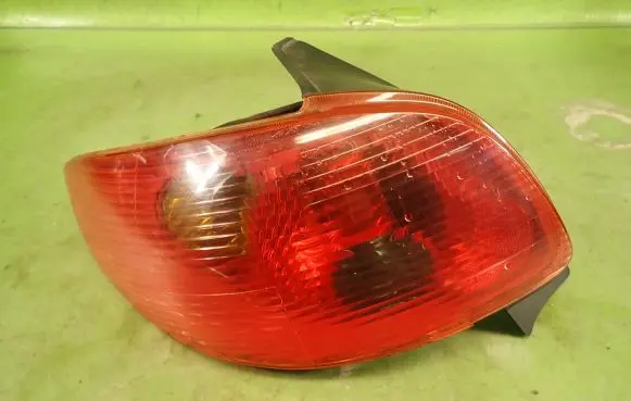 Peugeot 206 Rear/tail lights