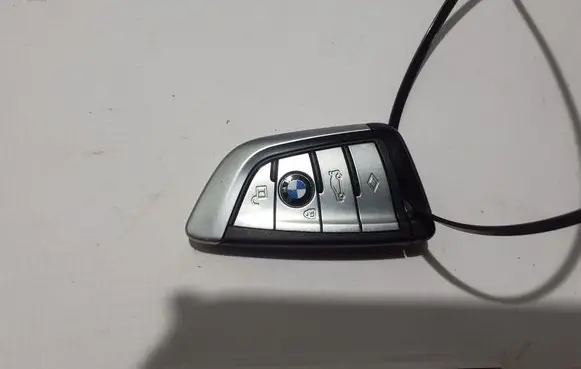 BMW 5 G30 G31 G38 Ignition key/card 5A406B6