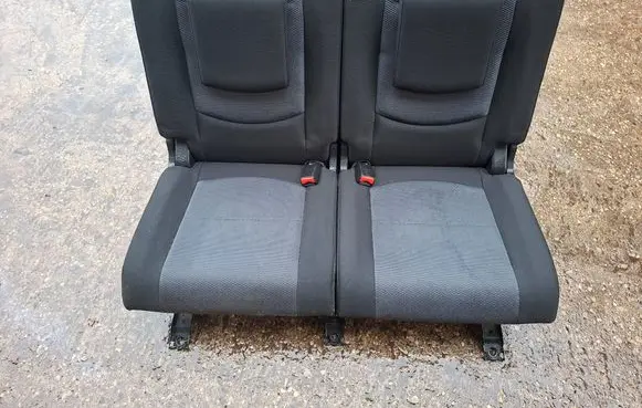Mazda 5 Rear seat 