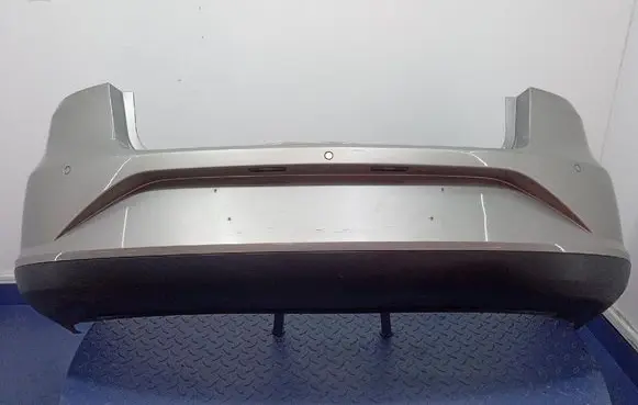 Seat Toledo I (1L) Rear bumper 