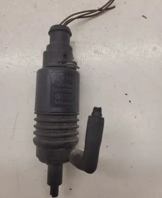 Audi A6 S6 C4 4A Windscreen/windshield washer pump 4A0955651