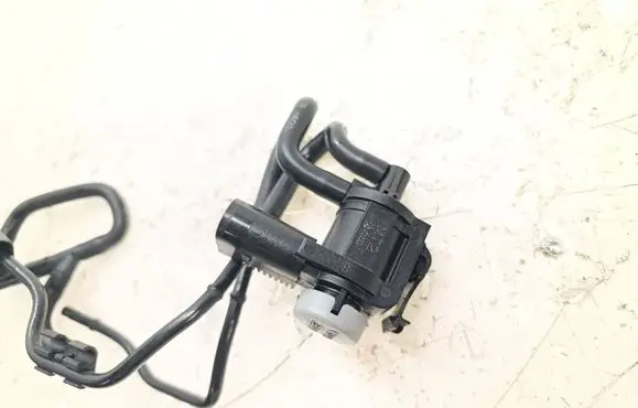 Volkswagen PASSAT CC Turbo solenoid valve 1K0906283A