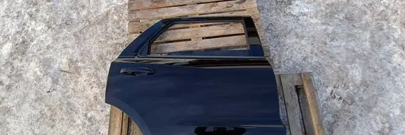 Dodge Durango Rear door 