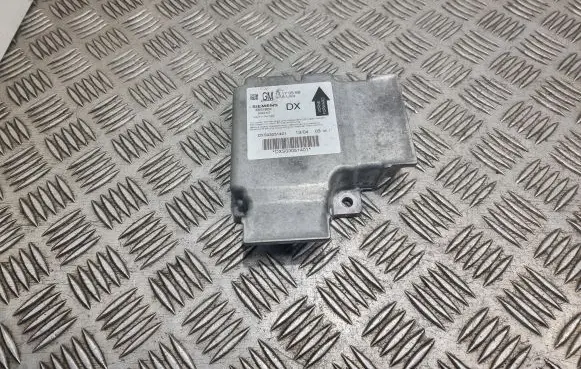 Opel Signum Airbag control unit/module 13170589 330518650 5WK43471