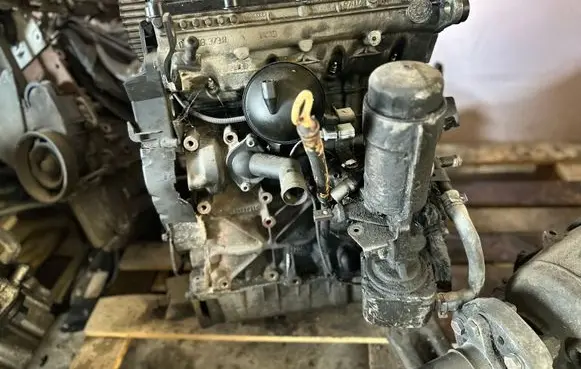 Seat Alhambra (Mk1) Engine AUY