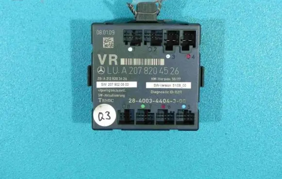 Mercedes-Benz E A207 Central body control module A2078204526 IMPRK885593