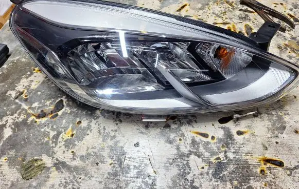 Ford Fiesta Headlight/headlamp L1BB13E014AD FPL10674