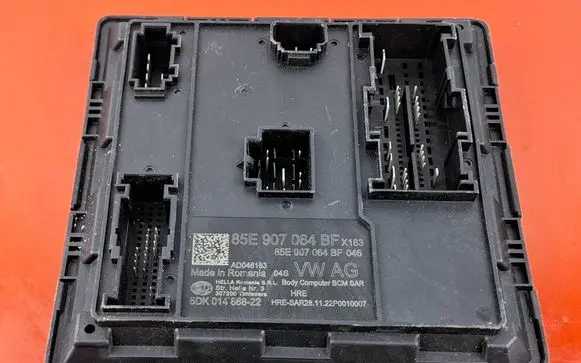 Audi e-tron Central body control module 85E907064BF