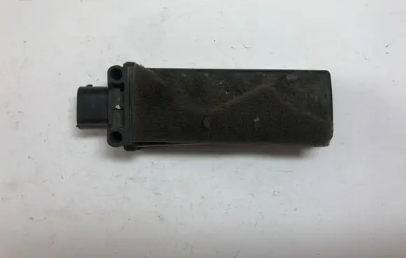 Audi A6 S6 C6 4F Tire pressure sensor 8E0907277