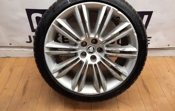 R20 alloy rim