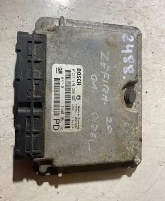 Opel Zafira A Engine control unit/module 0281010268 24417169 28SA4802