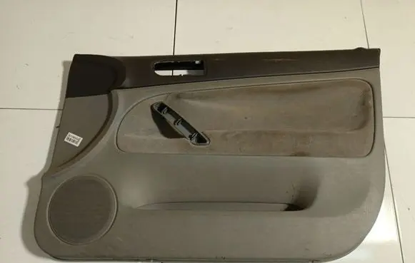 Volkswagen PASSAT B5 Front door card panel trim 3B0867012