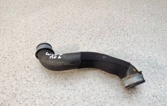Mercedes-Benz E A207 Engine coolant pipe/hose A2125018282