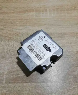 Opel Vectra B Airbag control unit/module 24416701