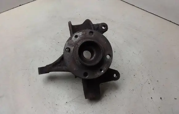 Renault Megane II Front wheel hub spindle knuckle