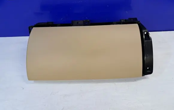 Jaguar XJ X351 Glove box 515528370101